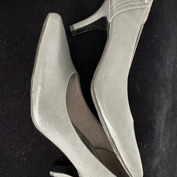 LifeStride Soft System Grey Heels Women’s 8.5 Comfort 2.5–3” Lightly Used - Picture 4 of 6